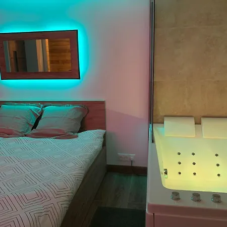 公寓 Room, Woody , Balneo 圣沙蒙