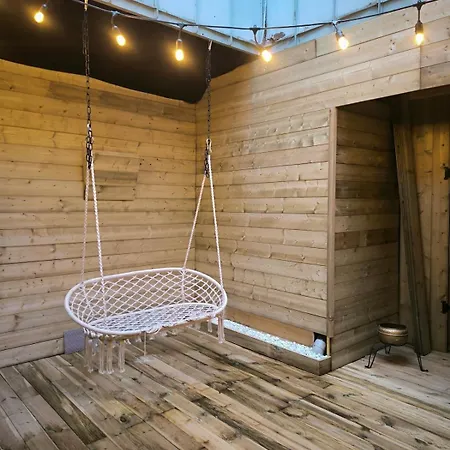 Room, Woody , Balneo 圣沙蒙